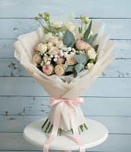 Букет цветов из:  Розы и Лизиантусы #REPLACE_PRED# Болтино