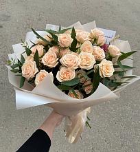 Букет Кремовые розы Латте в Болтино