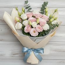 Букет цветов из:  Лизиантусы в Болтино