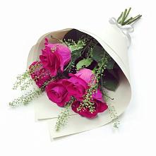 Букет цветов из:  Розы в Болтино