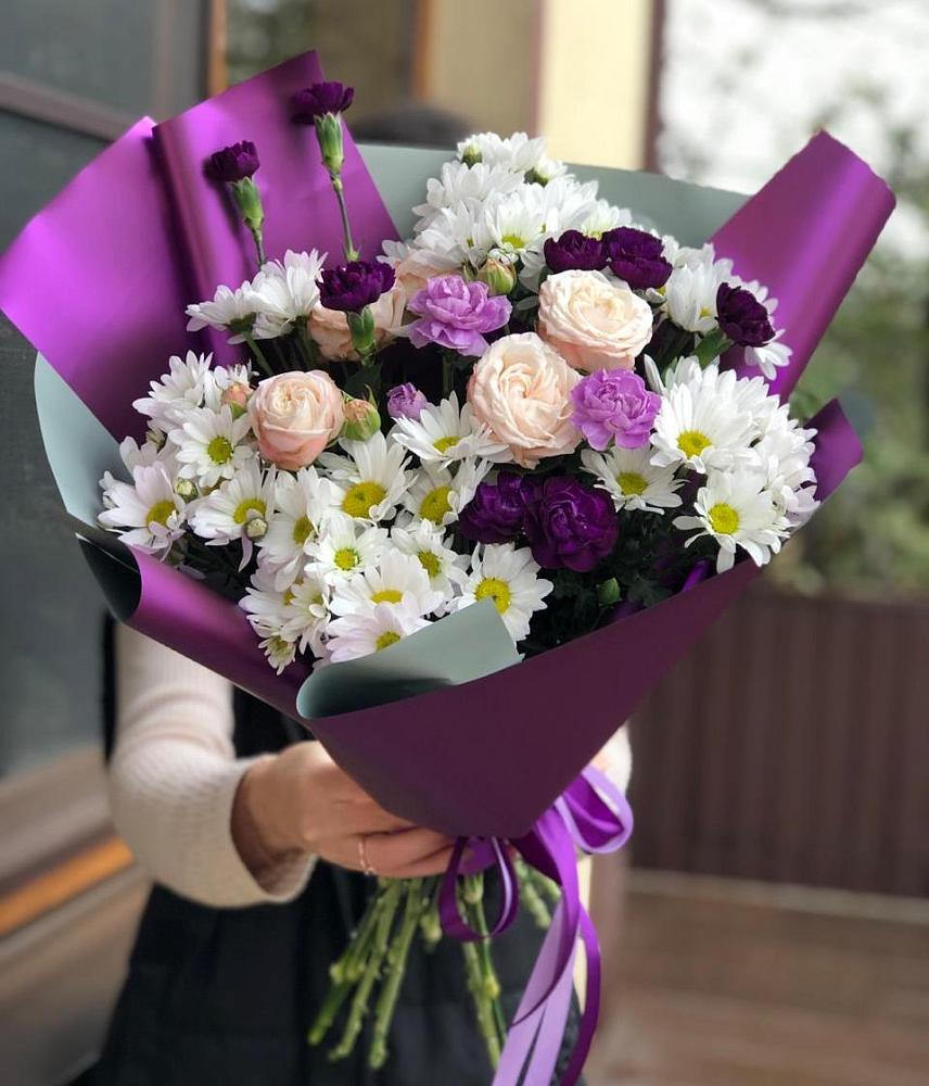 Букет цветов из: Хризантемы, Гвоздики и Розы в Болтино