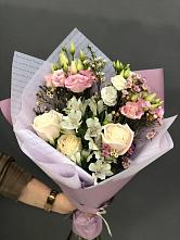 Букет цветов из:  Альстромерии, Розы и Лизиантусы #REPLACE_PRED# Болтино