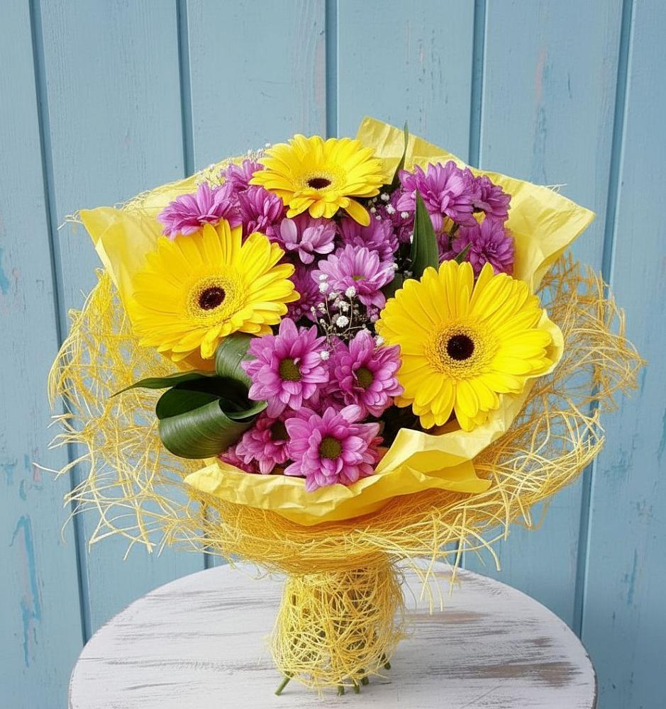 Букет цветов из: Хризантемы и Герберы в Болтино