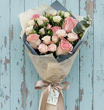 Букет цветов из:  Розы #REPLACE_PRED# Болтино