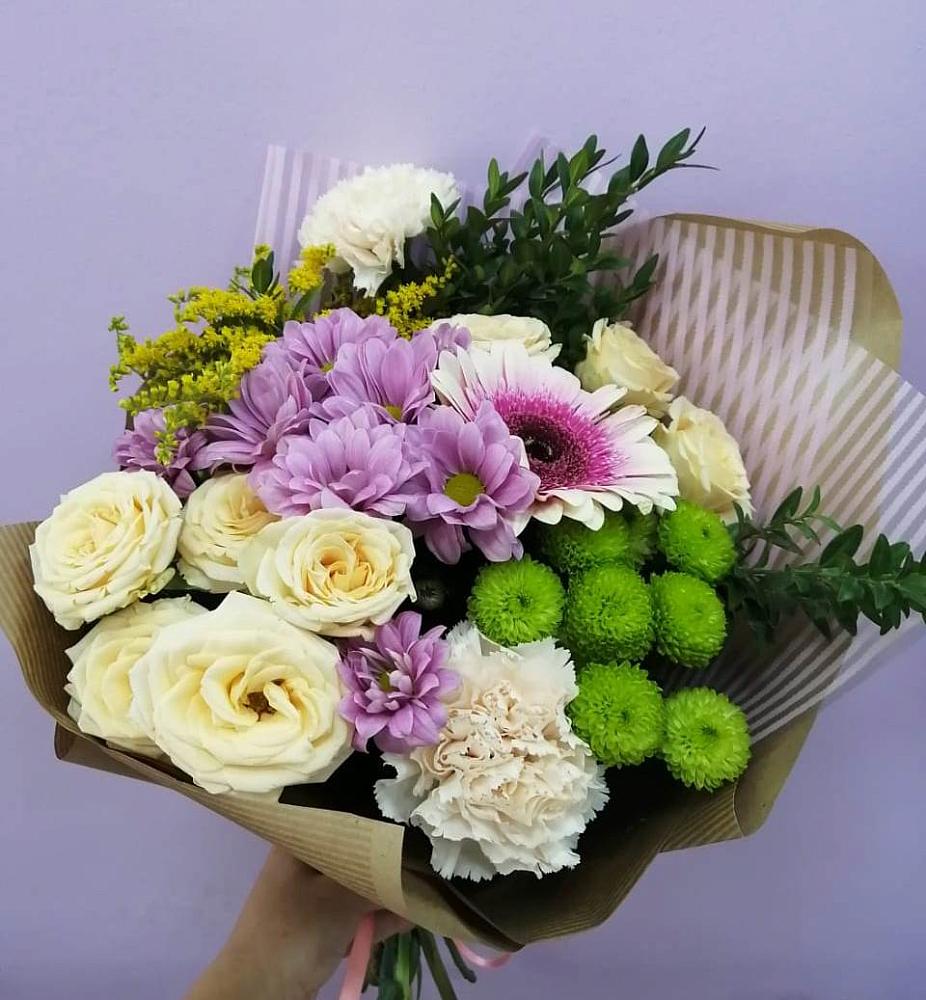 Букет цветов из: Хризантемы, Розы, Гвоздики и Герберы в Болтино