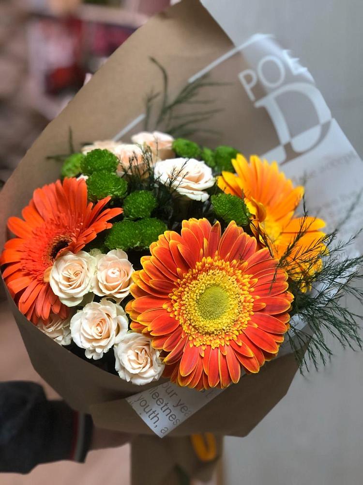 Букет цветов из: Герберы, Хризантемы и Розы в Болтино