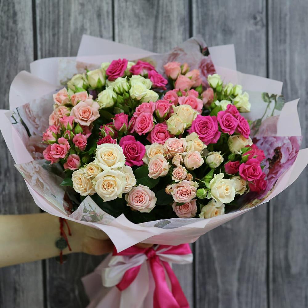 Букет цветов из: Розы в Болтино